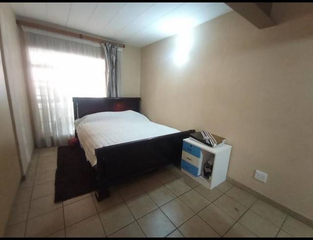 3 BEDROOM PROPERTY TO RENT IN KLOOFENDAL